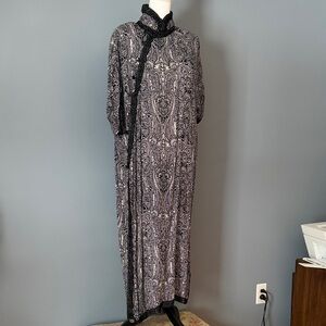 Elegant Black and gray Dress Elegant Short Sleeve Vintage Size L Gauzy Light